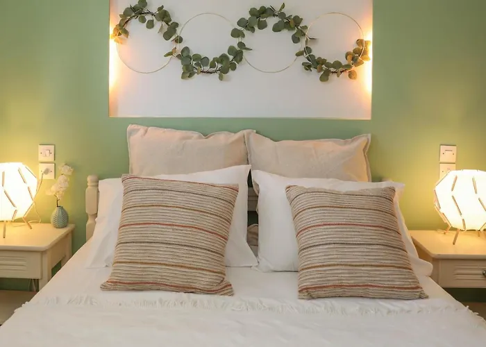 Tramontana House2 Apartment *