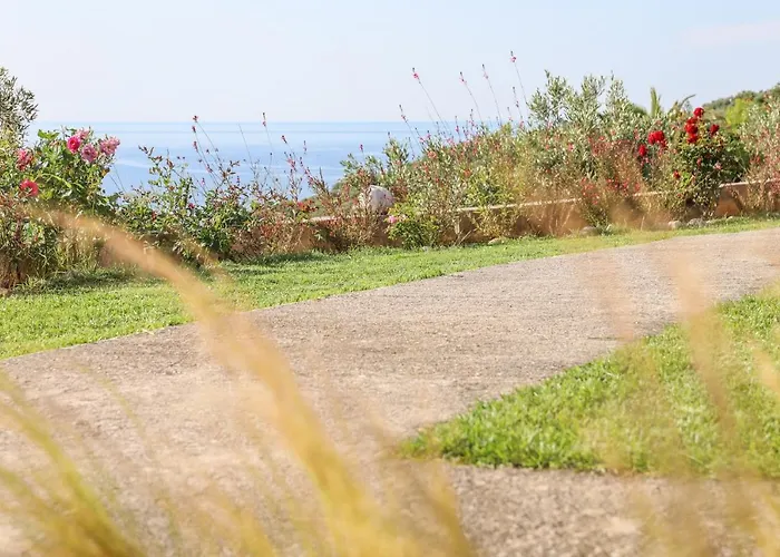 Διαμέρισμα Tramontana House2 *